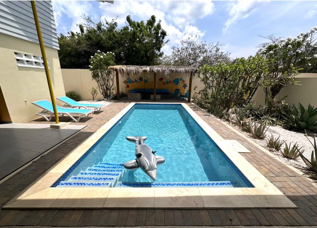 Privé zwembad Villa Lora